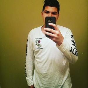 Meet your Posher, Luis